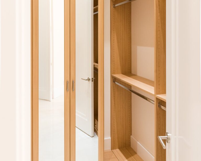 Dds6-Light-Wood-Custom-Closet-Doors-With-Mirror-Panels