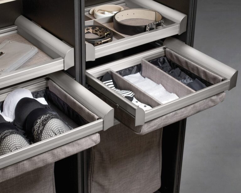 Ds6-Custom-Closet-Drawers-With-Pull-Out-Baskets-And-Divider-Organizers