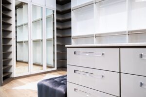 Luxury walk in closet with transparent handle accessories