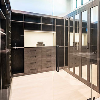 Modern Cucloset Doors And Shelves
